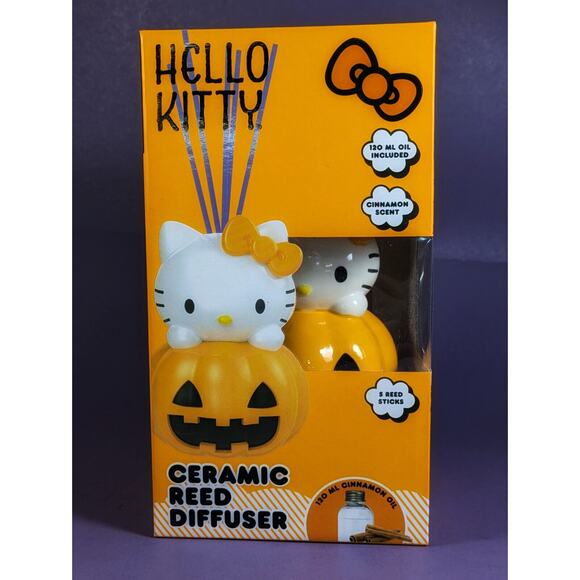 Hello Kitty Halloween Pumpkin Reed Diffuser - Cinnamon Scent - - Picture 1 of 6